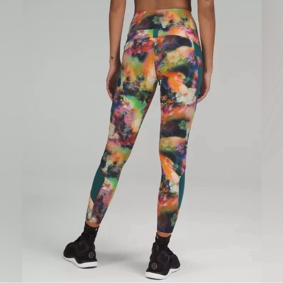 NWOT Lululemon Cargo Super High-Rise Hiking Tight 25" Size 6 Sunbeam Floral - Picture 7 of 16